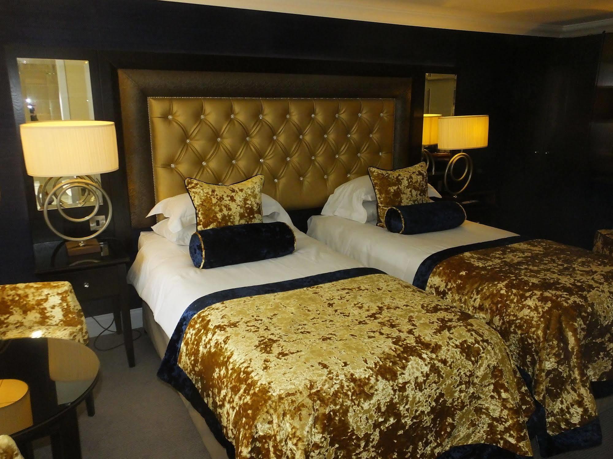 The Old Mill Inn Pitlochry Extérieur photo